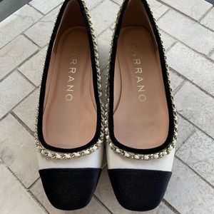 Carrano flats brand new